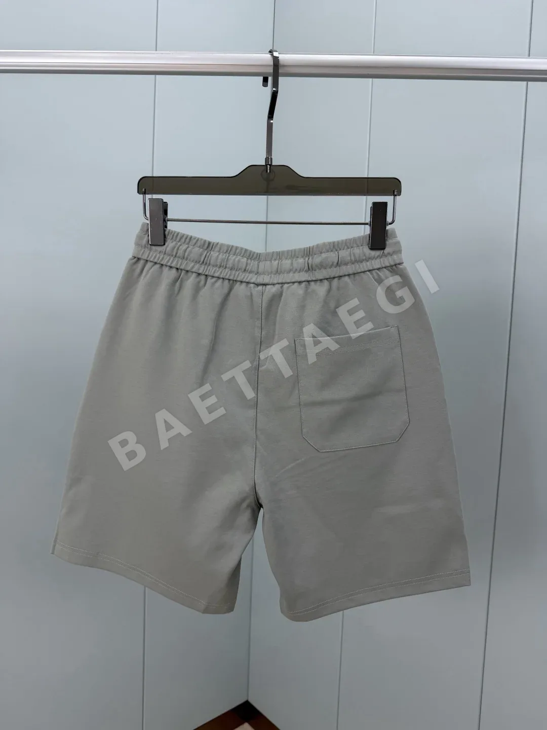 버버리 체크 나이트 스탬프 프린트 남성 반바지 상세 이미지 2