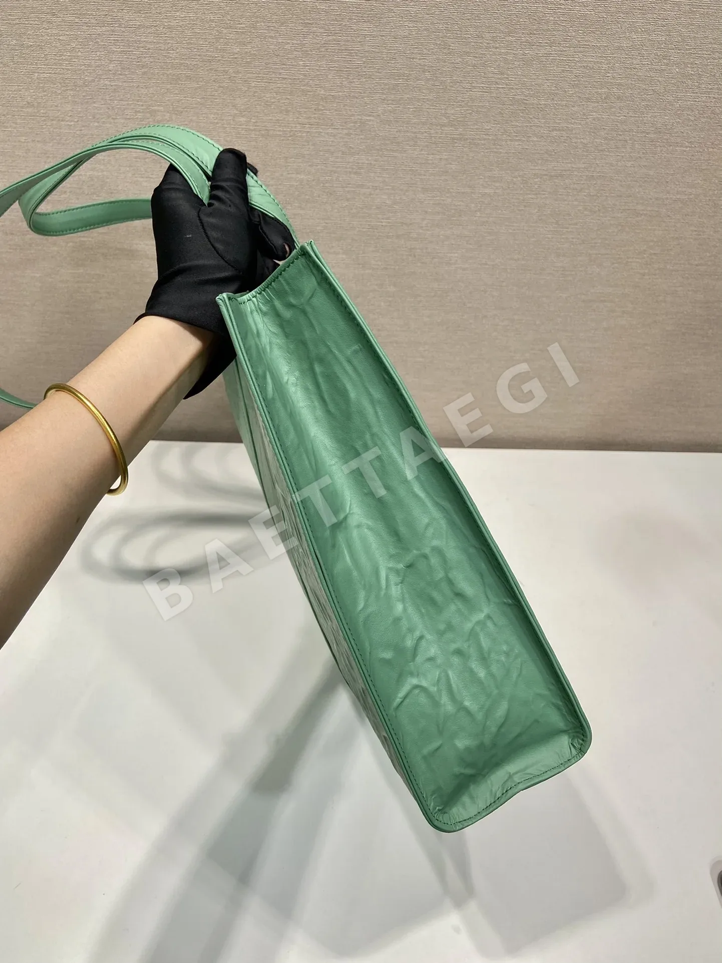 프라다 램스킨 플리츠 토트백 1BG460 상세 이미지 6