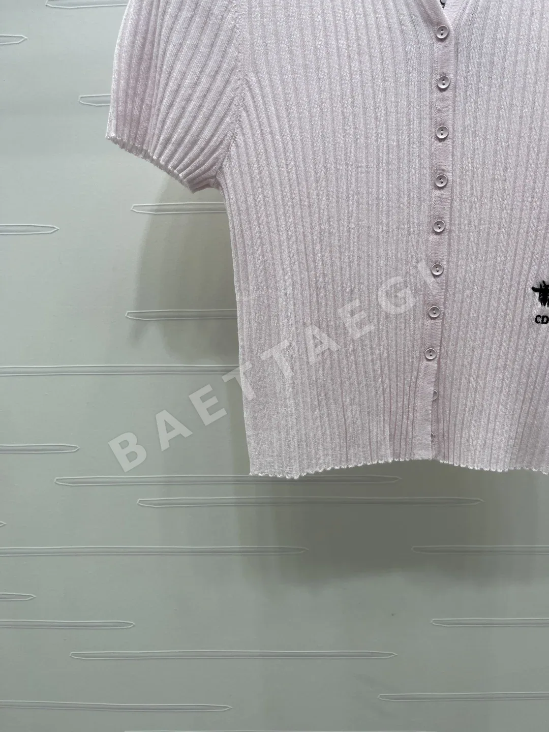 디올 아이스 실크 V넥 반팔 니트 카디건 상세 이미지 5