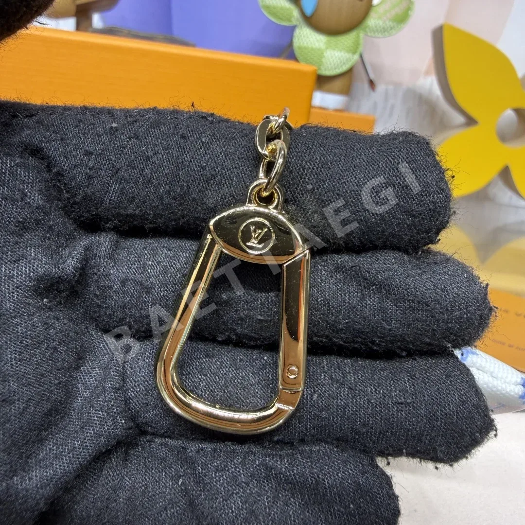 루이비통 누드 핑크 미니그램 키 파우치 지갑 상세 이미지 7