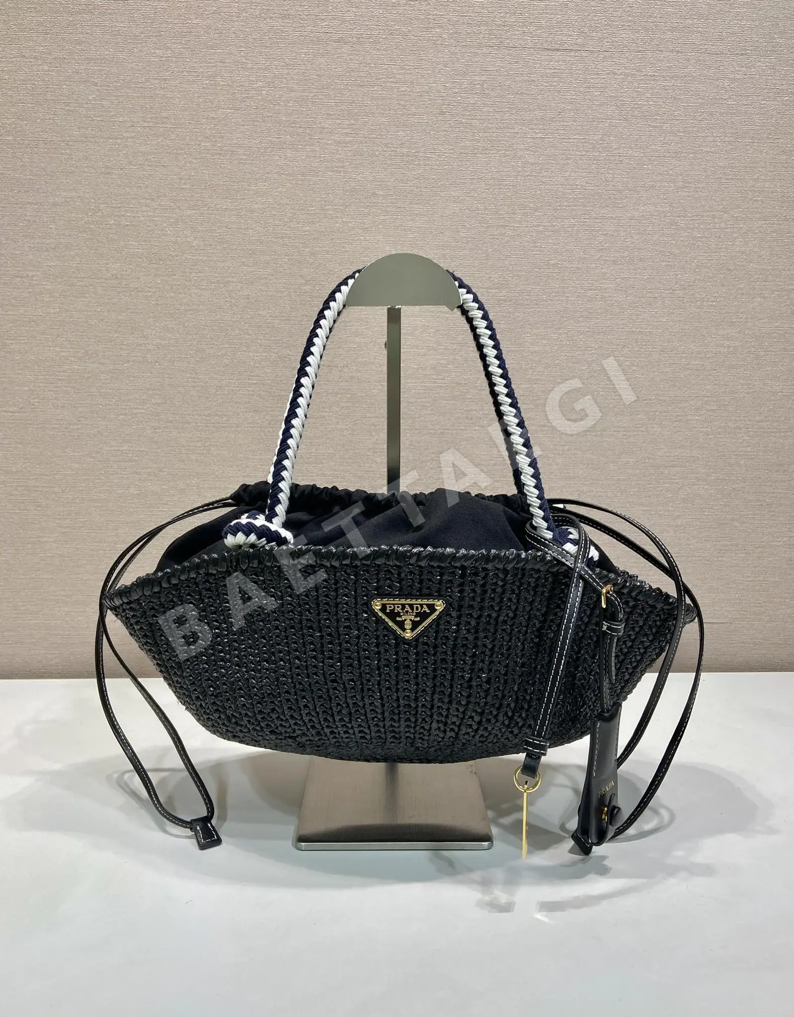 프라다 크로셰 코튼 핸들 가방 1BA463