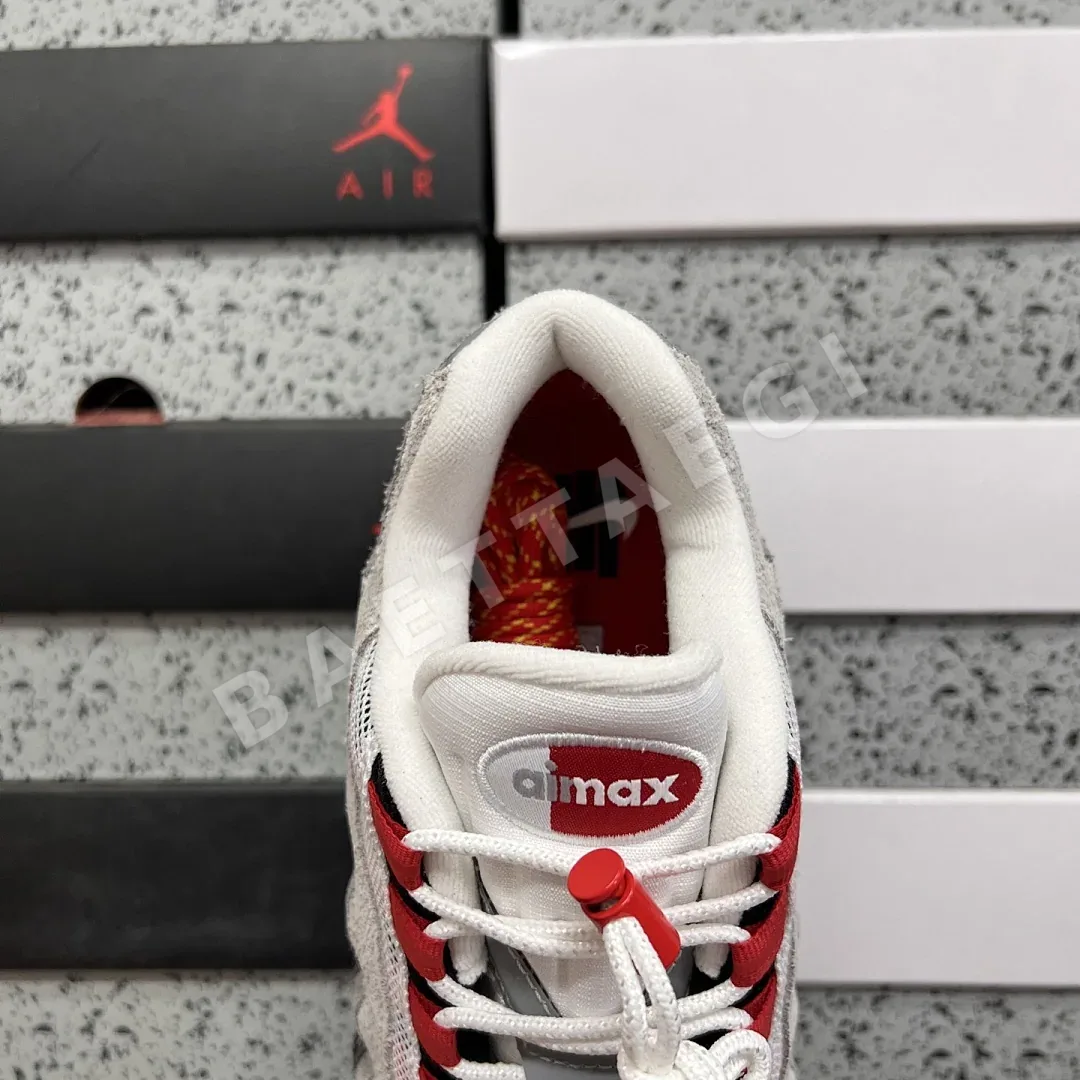 나이키 [GX] 에어 맥스 95 SP 레드 IB4523-003 201259 Nike Air Max 95 SP Undefeated Geo 상세 이미지 5