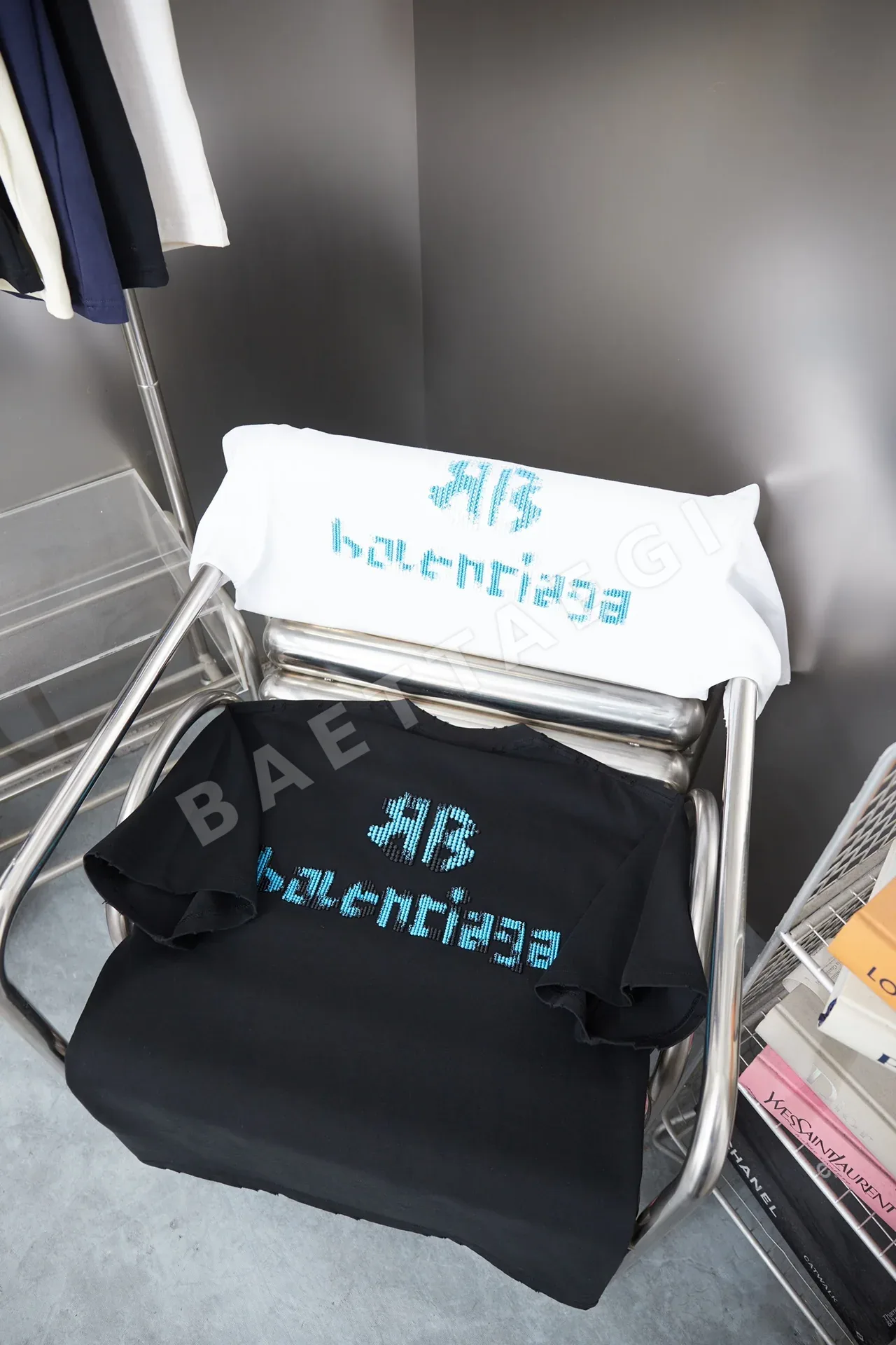 발렌시아가 남성 반팔 상세 이미지 8