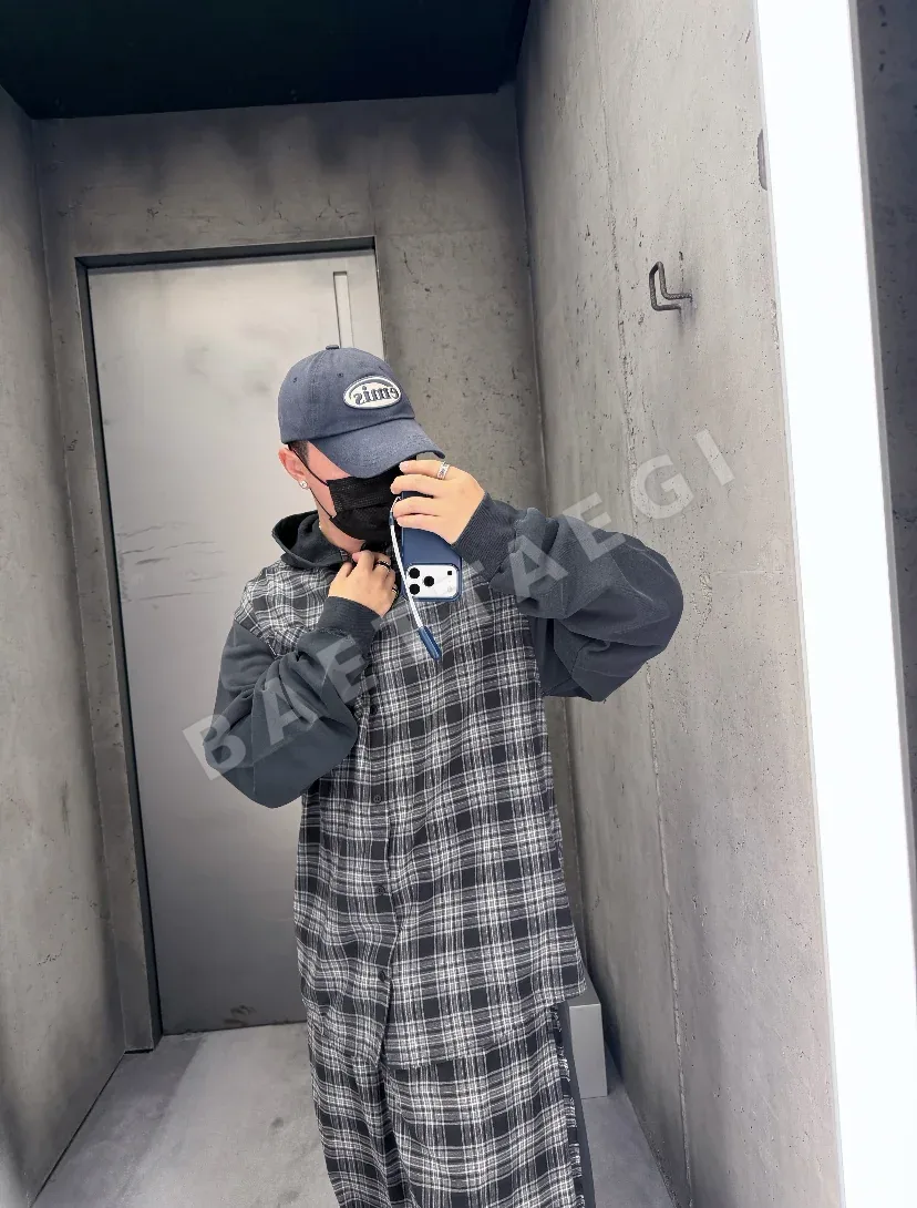 발렌시아가 체크 패치워크 후드 자켓 남성용 상세 이미지 13
