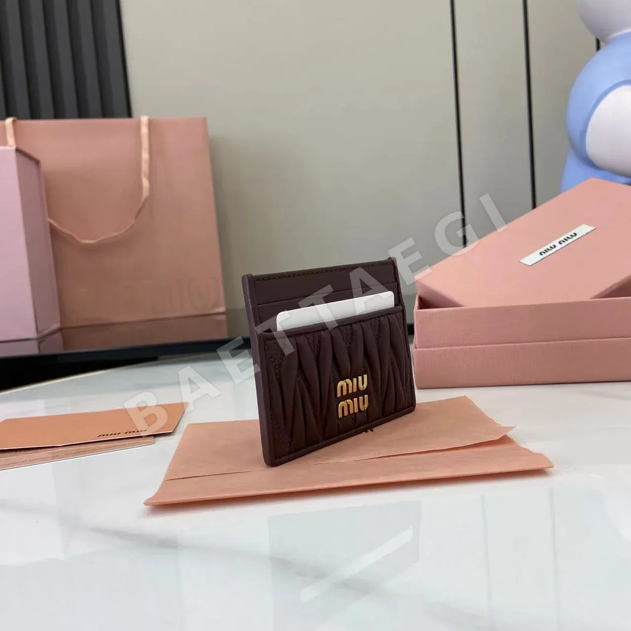 미우미우 지갑 상세 이미지 2
