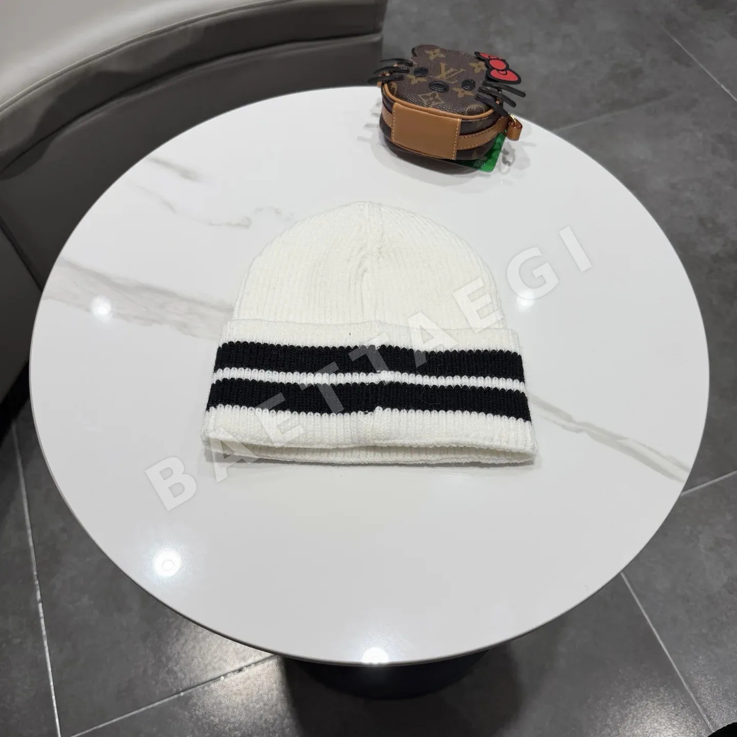 샤넬 니트 비니 모자 상세 이미지 6