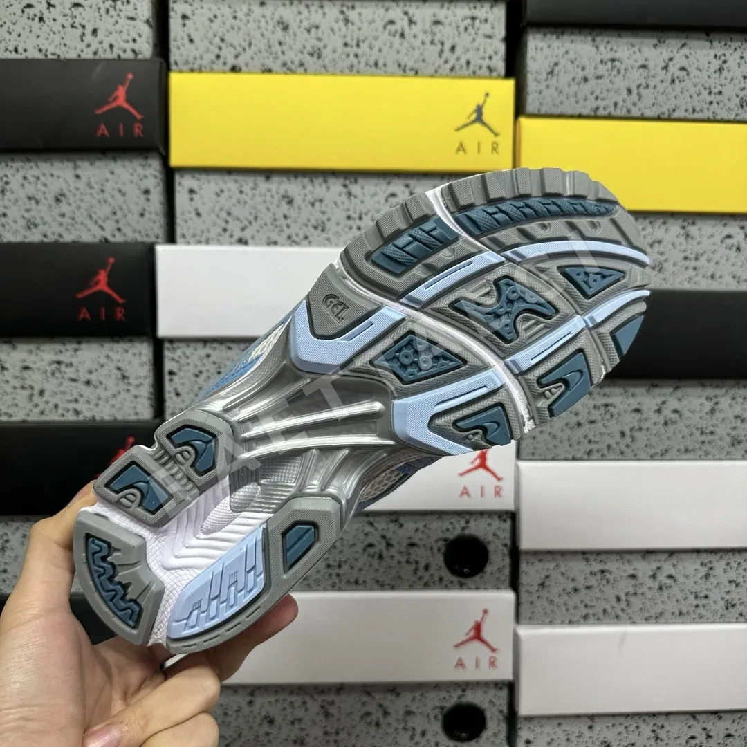 아식스 [LZ] 젤 카야노 14 1202A105-101 200577 Asics Gel-Kayano 14 상세 이미지 8