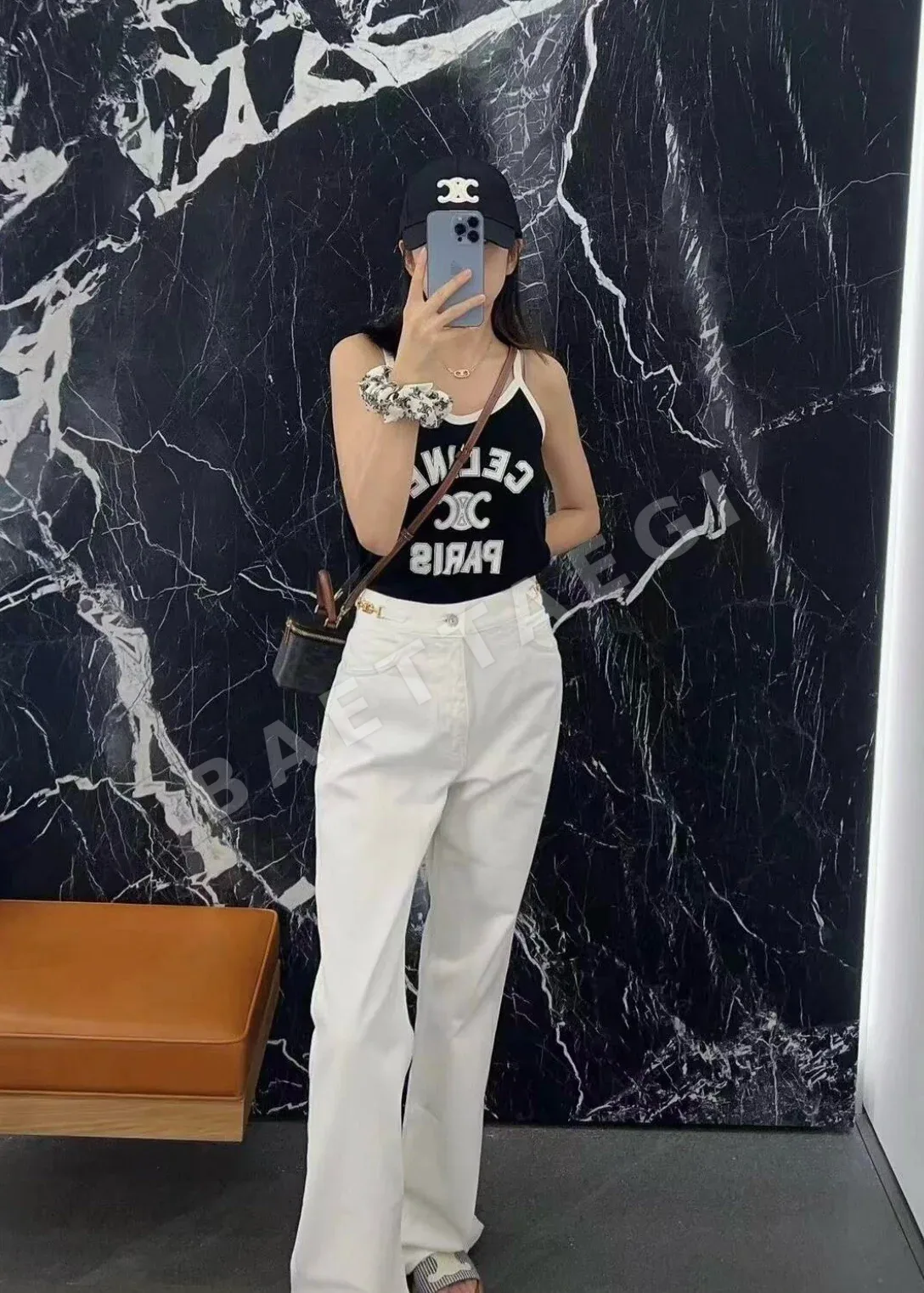 셀린느 코튼 반팔 티셔츠 상세 이미지 8