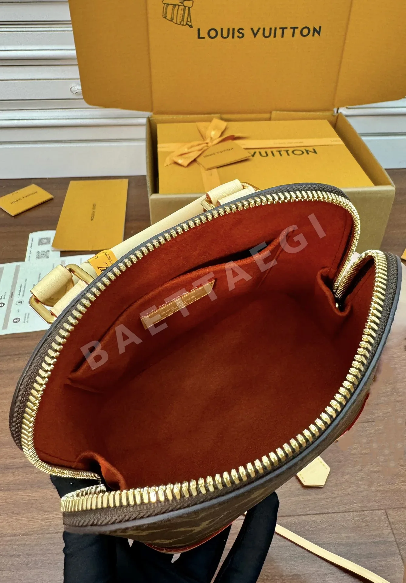 루이비통 M47132 가방 상세 이미지 3