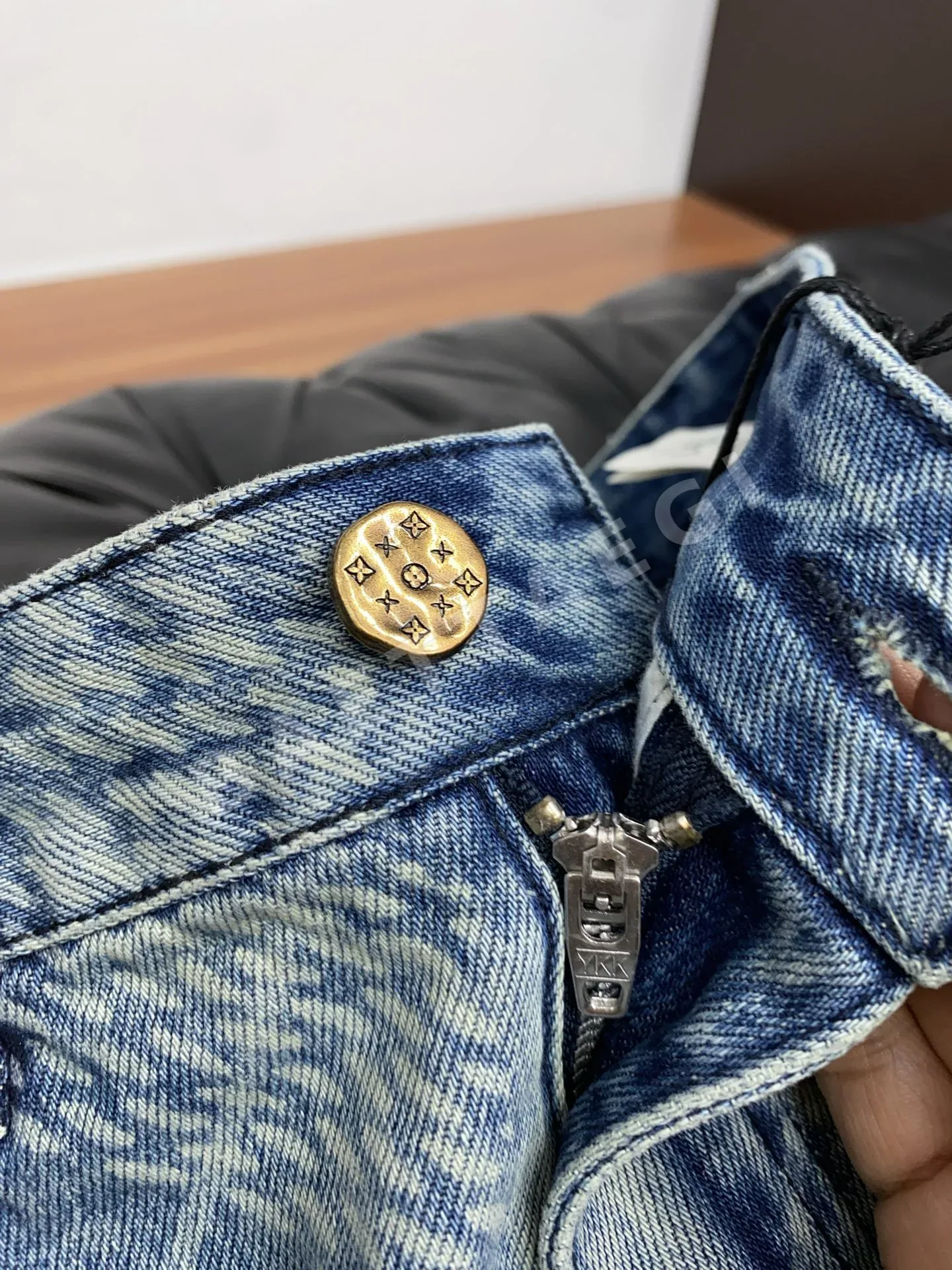 루이비통 남성 반바지 65824 Louis Vuitton Shorts 상세 이미지 6