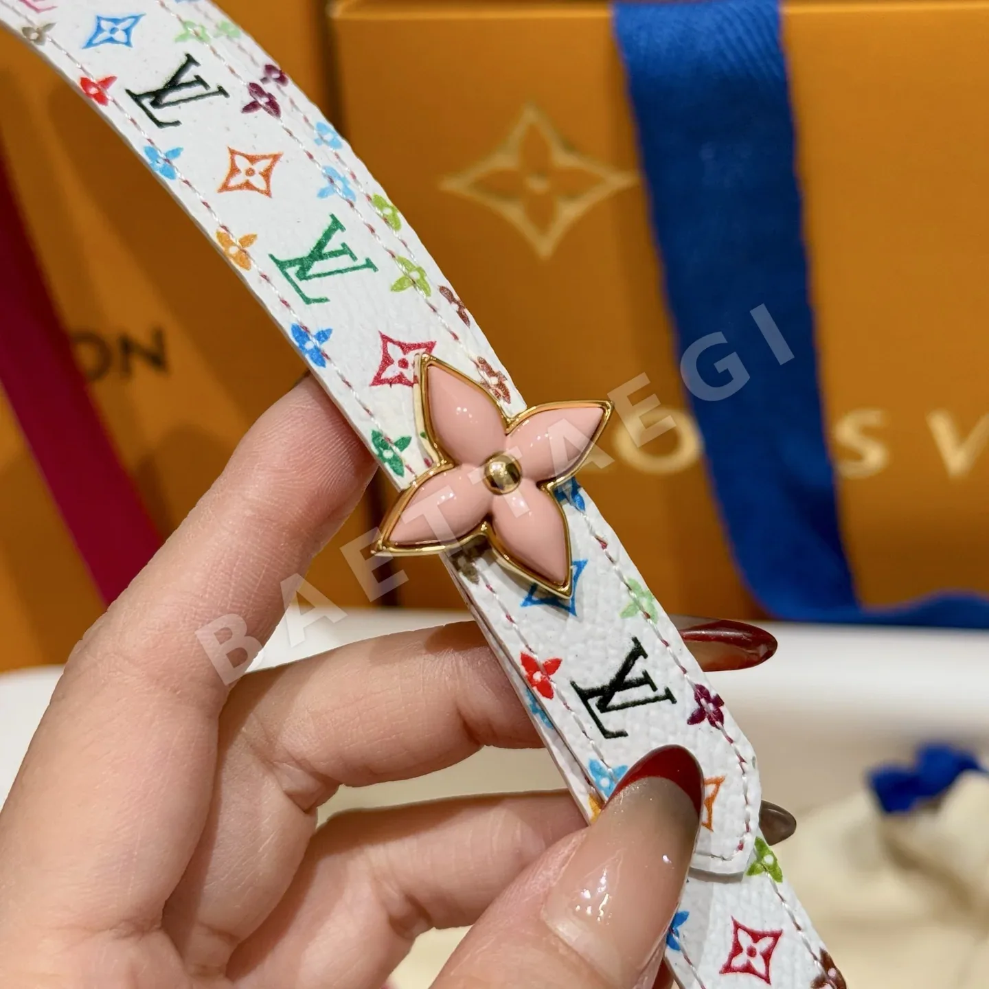 루이비통 리버시블 모노그램 캔버스 가죽 벨트 상세 이미지 6