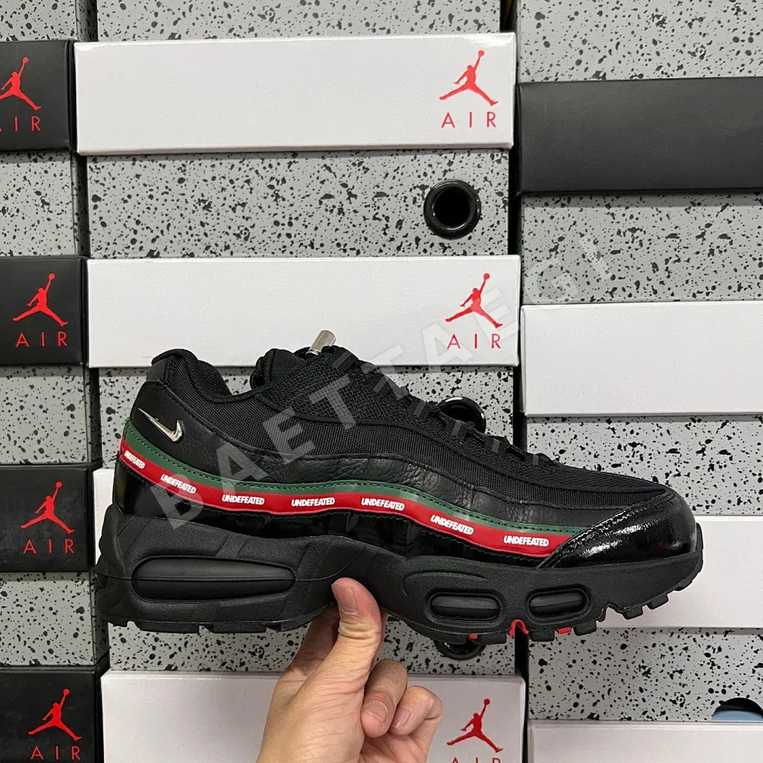나이키 [GX] 에어 맥스 95 SP IB4453 201241 Nike Air Max 95 SP Undefeated Black -00 상세 이미지 9