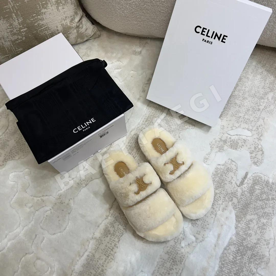 셀린느 울 퍼 슬리퍼 94489