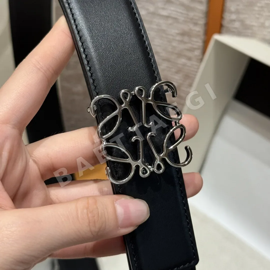 로에베 아나그램 양면 가죽 벨트 상세 이미지 6