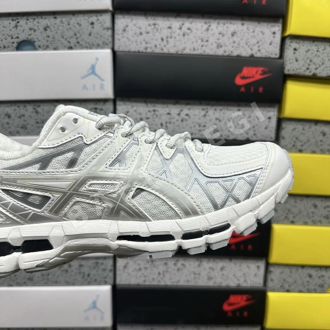 아식스 [KO] 젤 카야노 20 1203A388-100 200438 Asics Gel-Kayano 20 White Pure Silver 상세 이미지 5