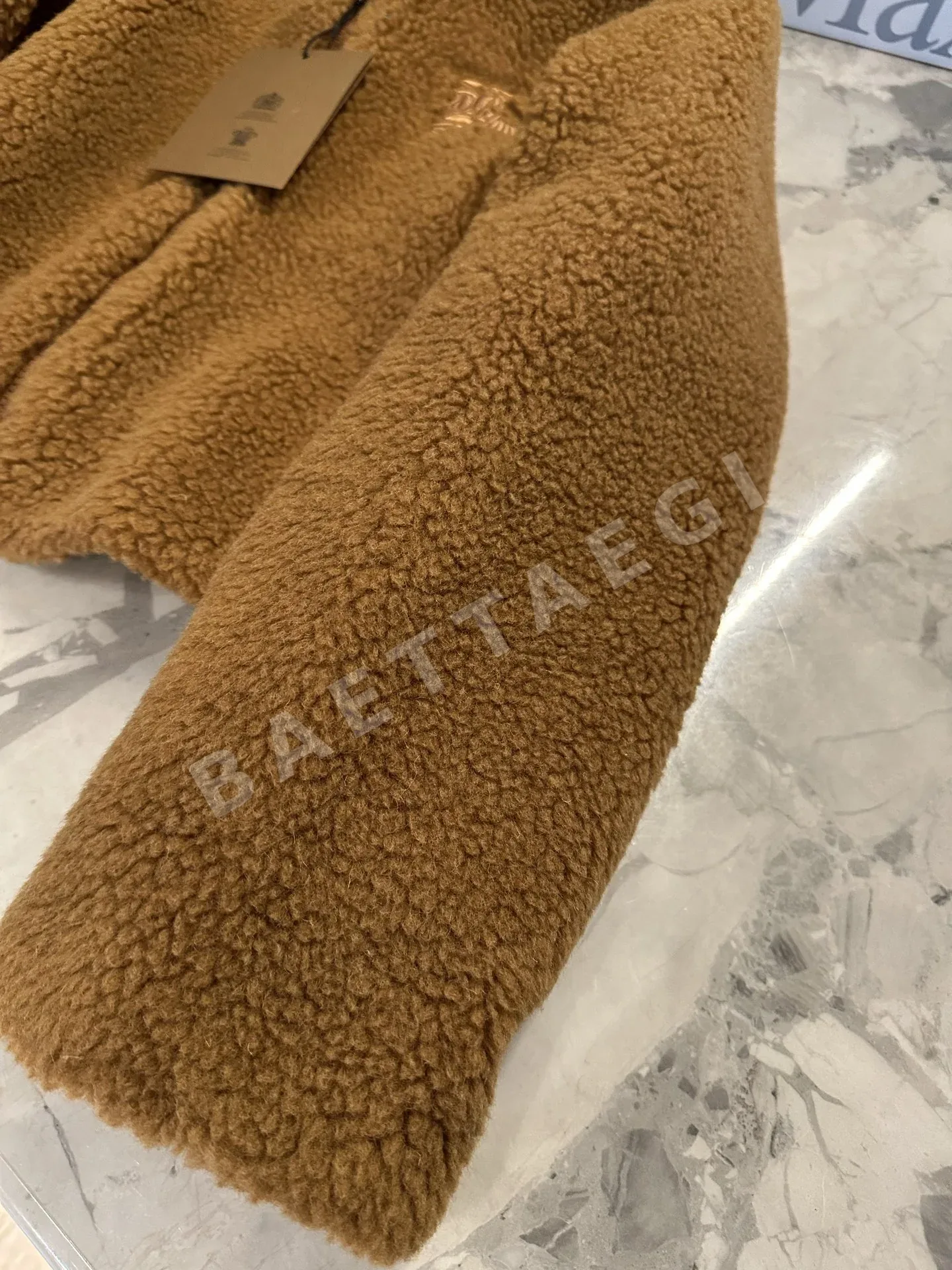 버버리 테디베어 퍼 자켓 상세 이미지 6