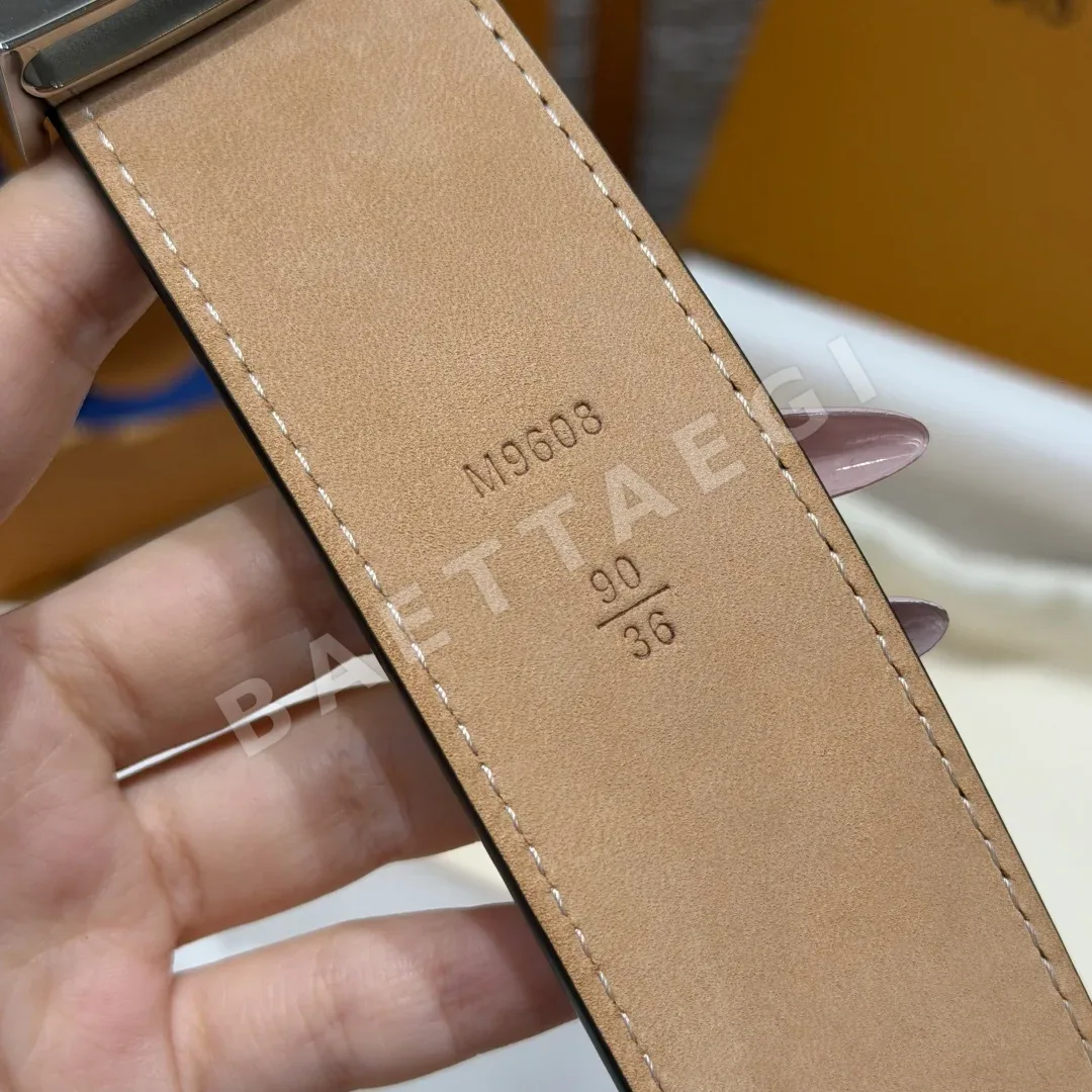 루이비통 이니셜 40mm 리버시블 벨트 상세 이미지 8