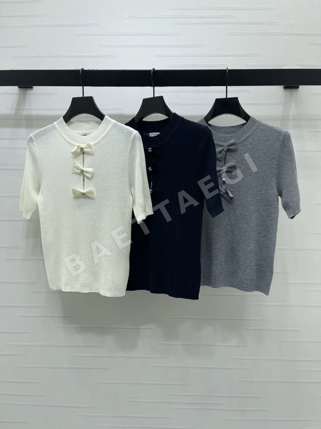 샤넬 3D 리본 아이스 실크 니트 반팔 탑 상세 이미지 1