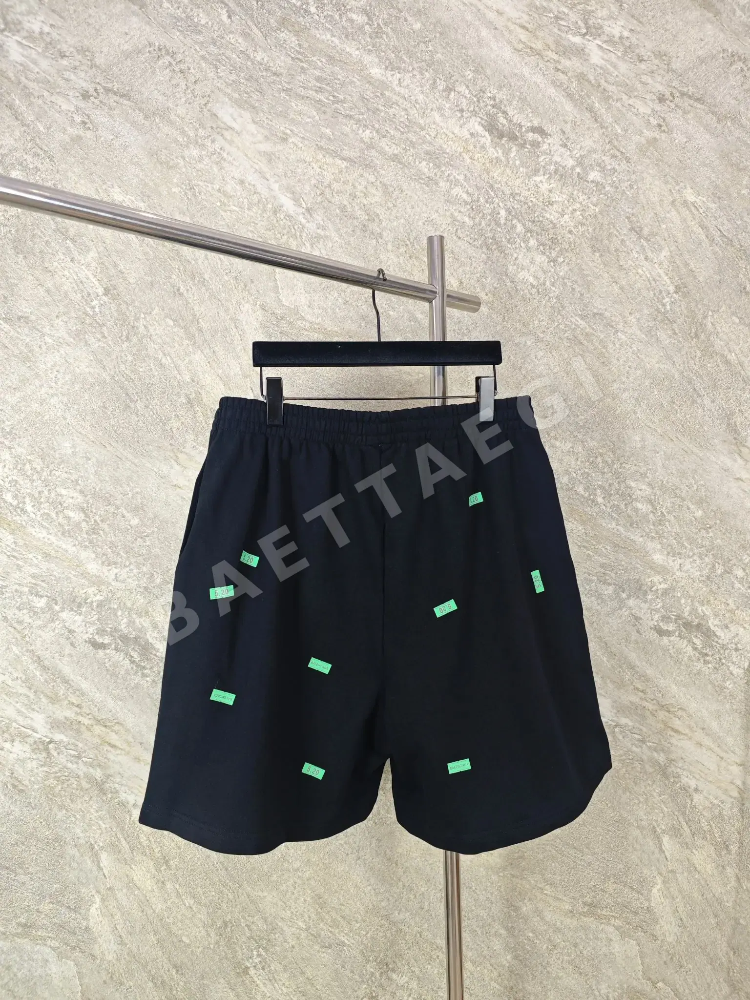 발렌시아가 남성 반바지 상세 이미지 2