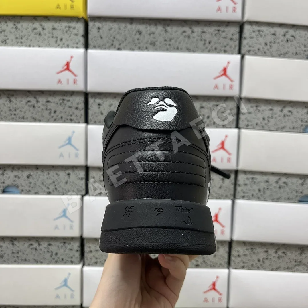 오프화이트 아웃 오브 오피스 OOO 로우 탑스 202413 Off White Out Of Office OOO Low Tops Black 상세 이미지 4