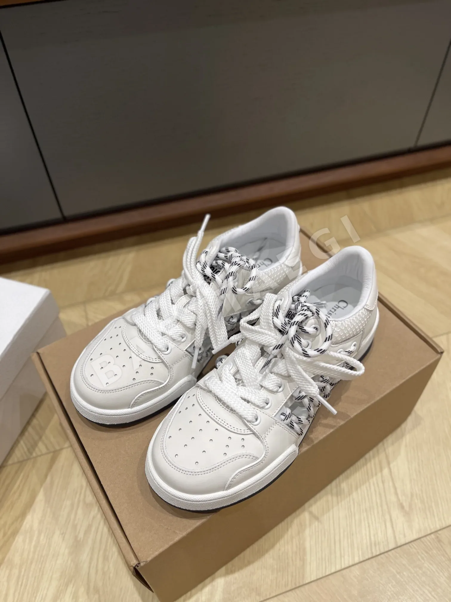 디올 캐주얼 슈즈 신발 8623