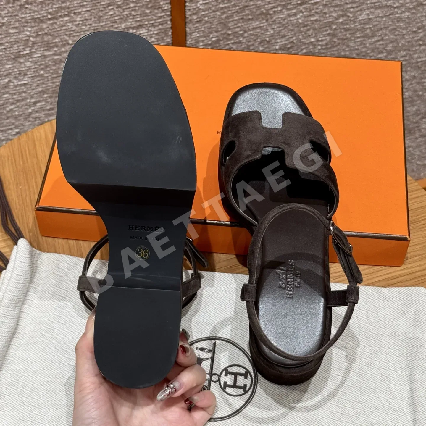 에르메스 잼30 샌들 에베네브라운 가죽 7.5 cm 힐 상세 이미지 8