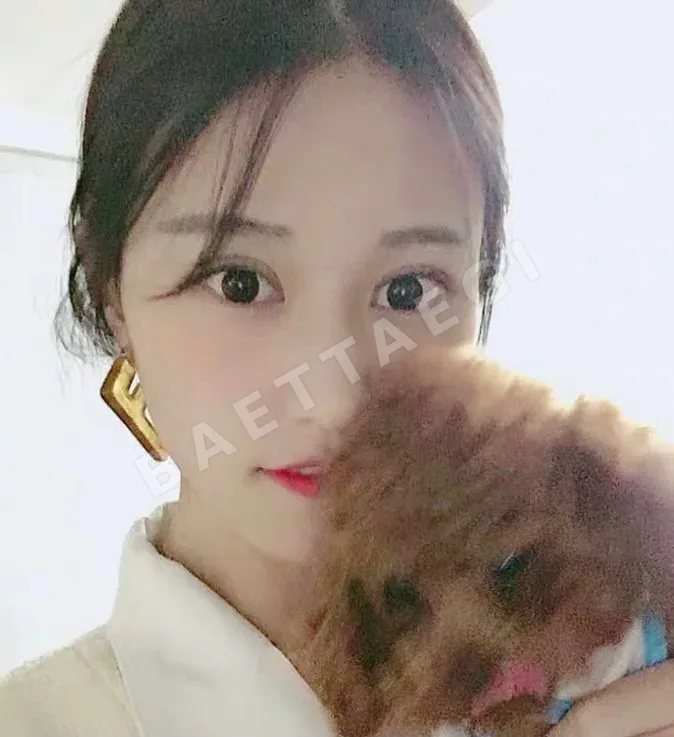 펜디 호피 무늬 오렌지 스터드 귀걸이 상세 이미지 5
