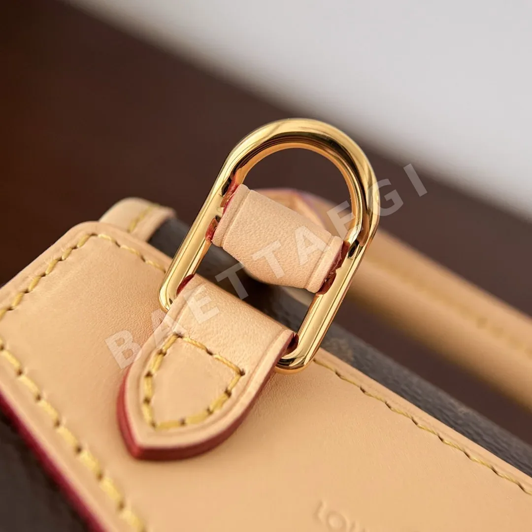 루이비통 모노그램 여성용 백팩 M46932 상세 이미지 4