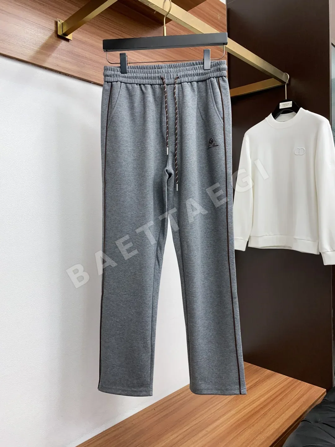 로로피아나 스탠드 카라 캐주얼 자켓 상세 이미지 5