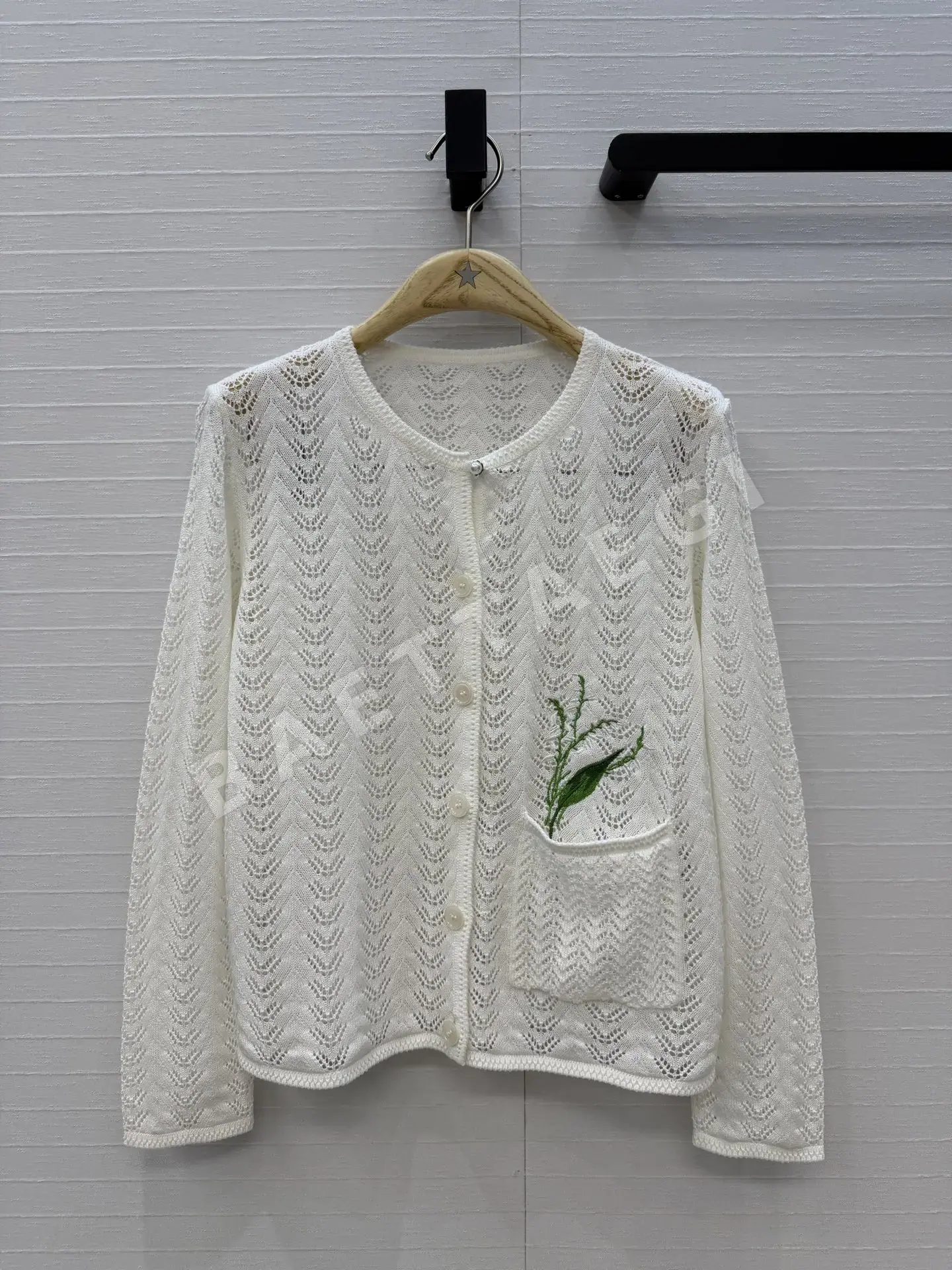 디올 여성 가디건 92152