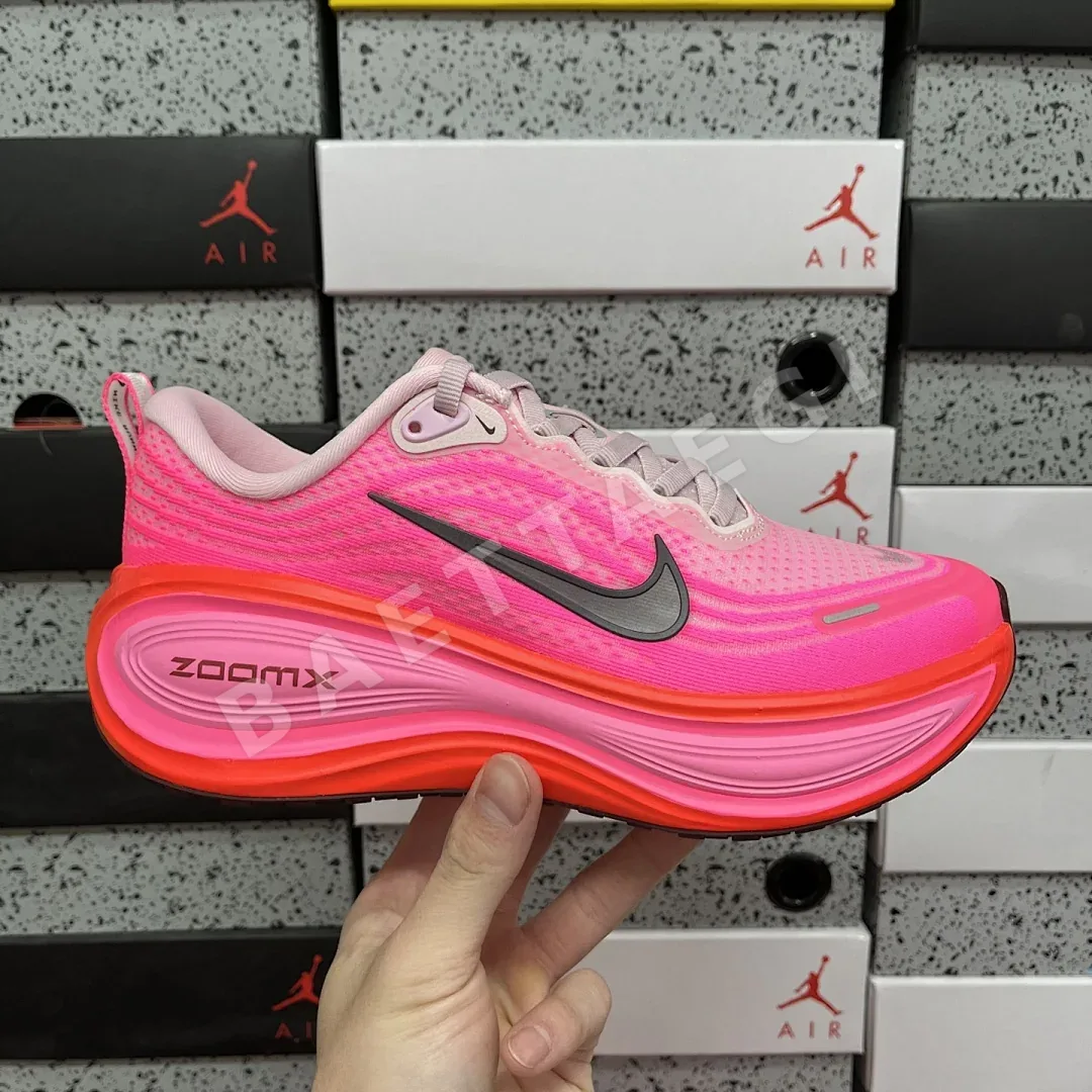 나이키 줌 보메로 18 HV8154-604 201116 Nike Zoom Vomero 18