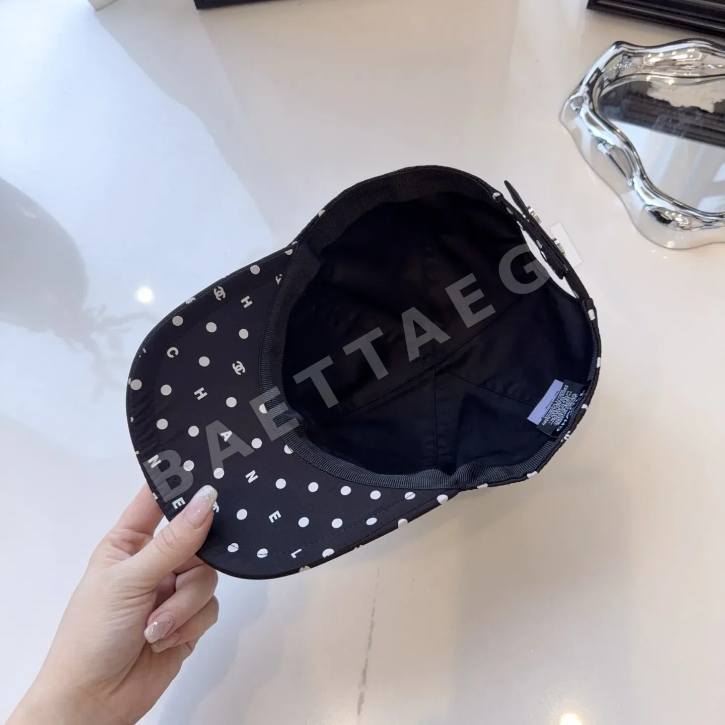 샤넬 물방울 무늬 베이스볼 캡 상세 이미지 6
