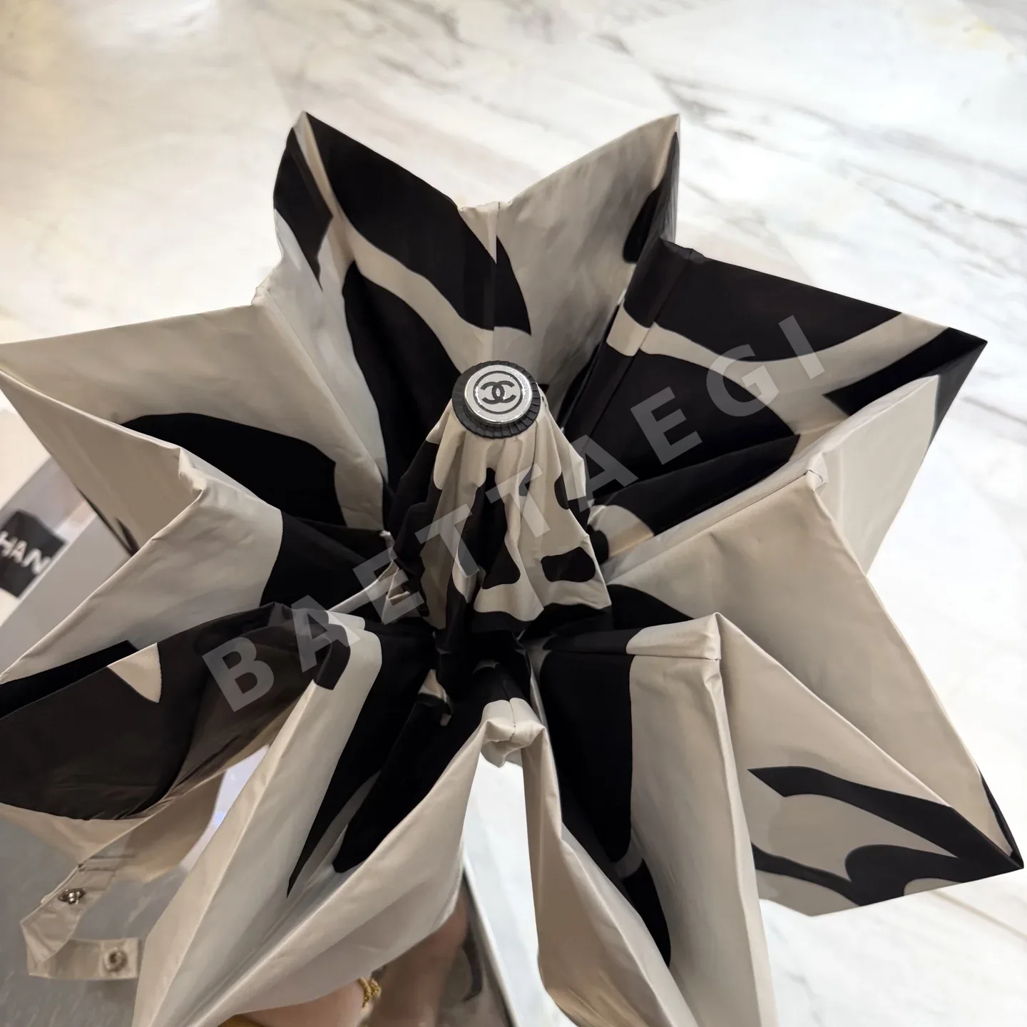 샤넬 우산 85283 Chanel Umbrella 상세 이미지 5