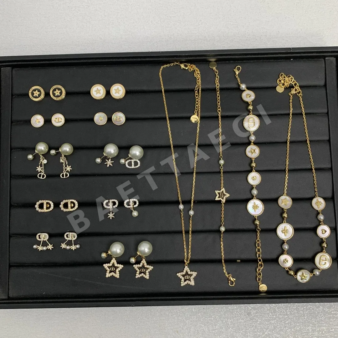 미우미우 귀걸이 61029 Miu Miu Earrings 상세 이미지 7