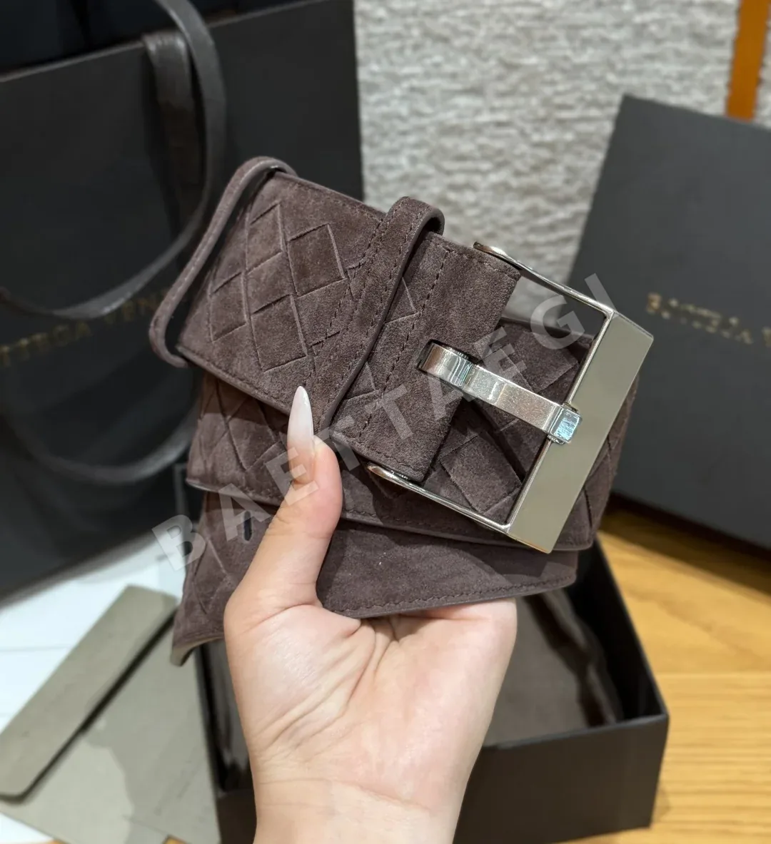 보테가베네타 인트레치오 스웨이드 벨트 상세 이미지 2