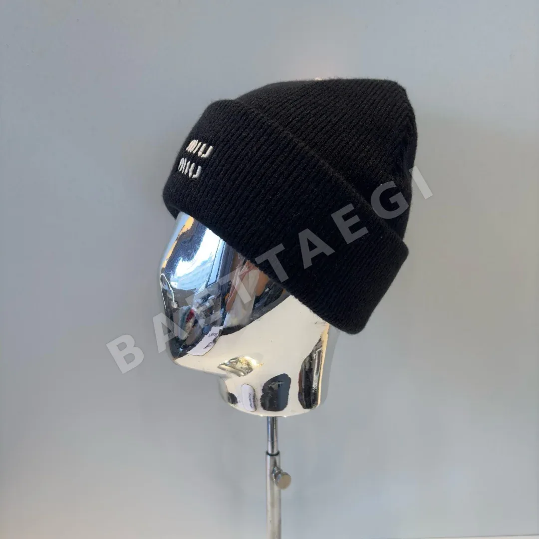 미우미우 비니 모자 81389