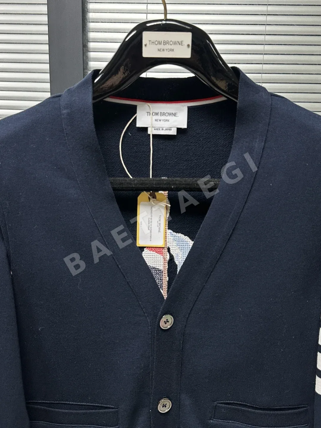 톰브라운 돛단배 자수 네이비 면 가디건 상세 이미지 6