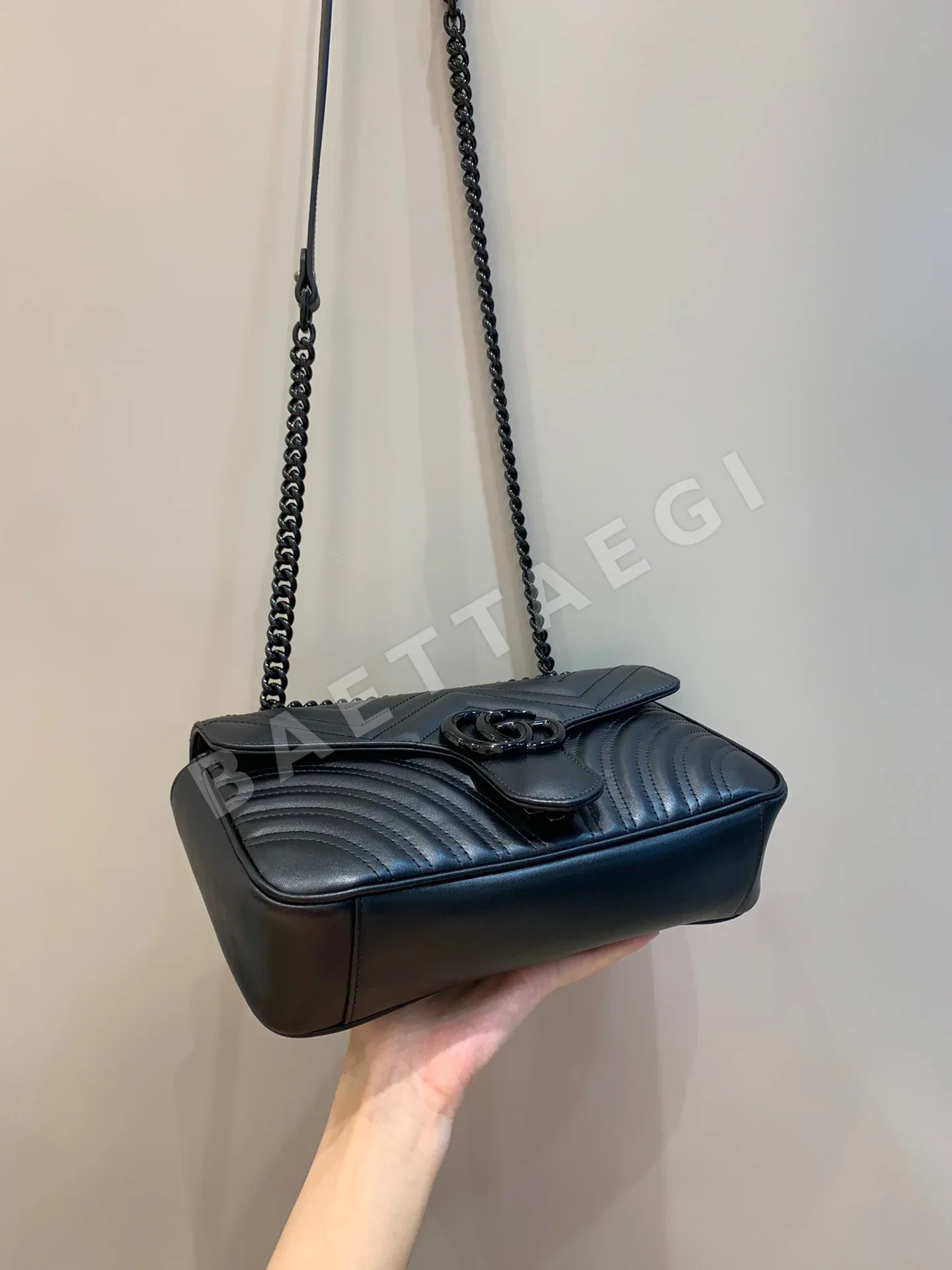 구찌 마카롱 블랙 가죽 숄더백 26CM443497 상세 이미지 8