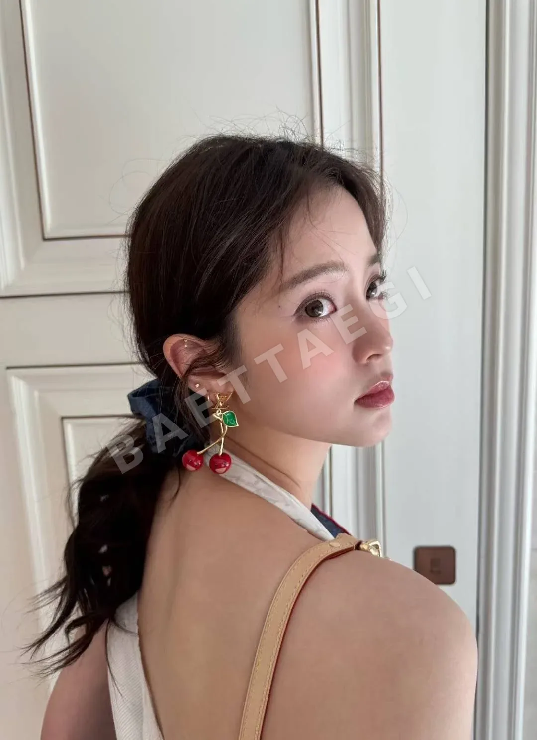 루이비통 체리 모티브 골드 귀걸이 상세 이미지 9