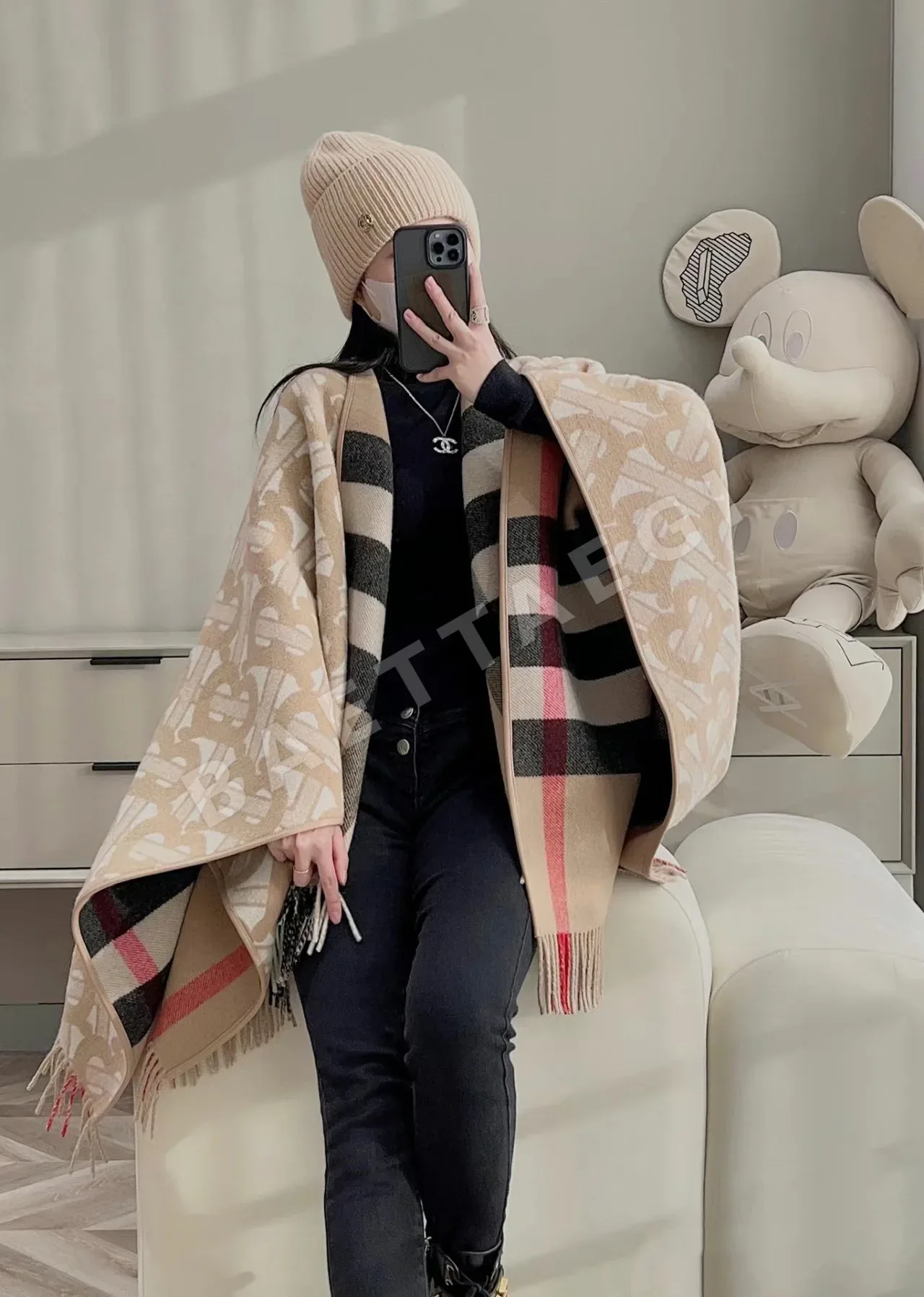 버버리 여성 가디건 상세 이미지 4