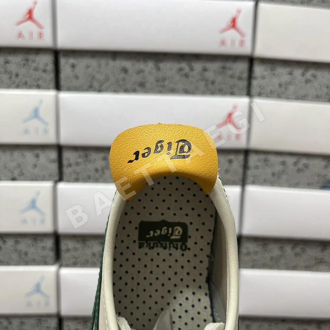 오니츠카타이거 [QC] 멕시코 66 1183C102-201 202299 Onitsuka Tiger Mexico 66 Birch Green Red 상세 이미지 5