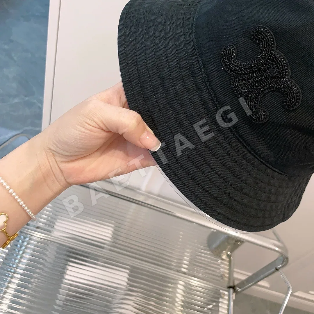 셀린느 워시드 코튼 버킷햇 상세 이미지 5