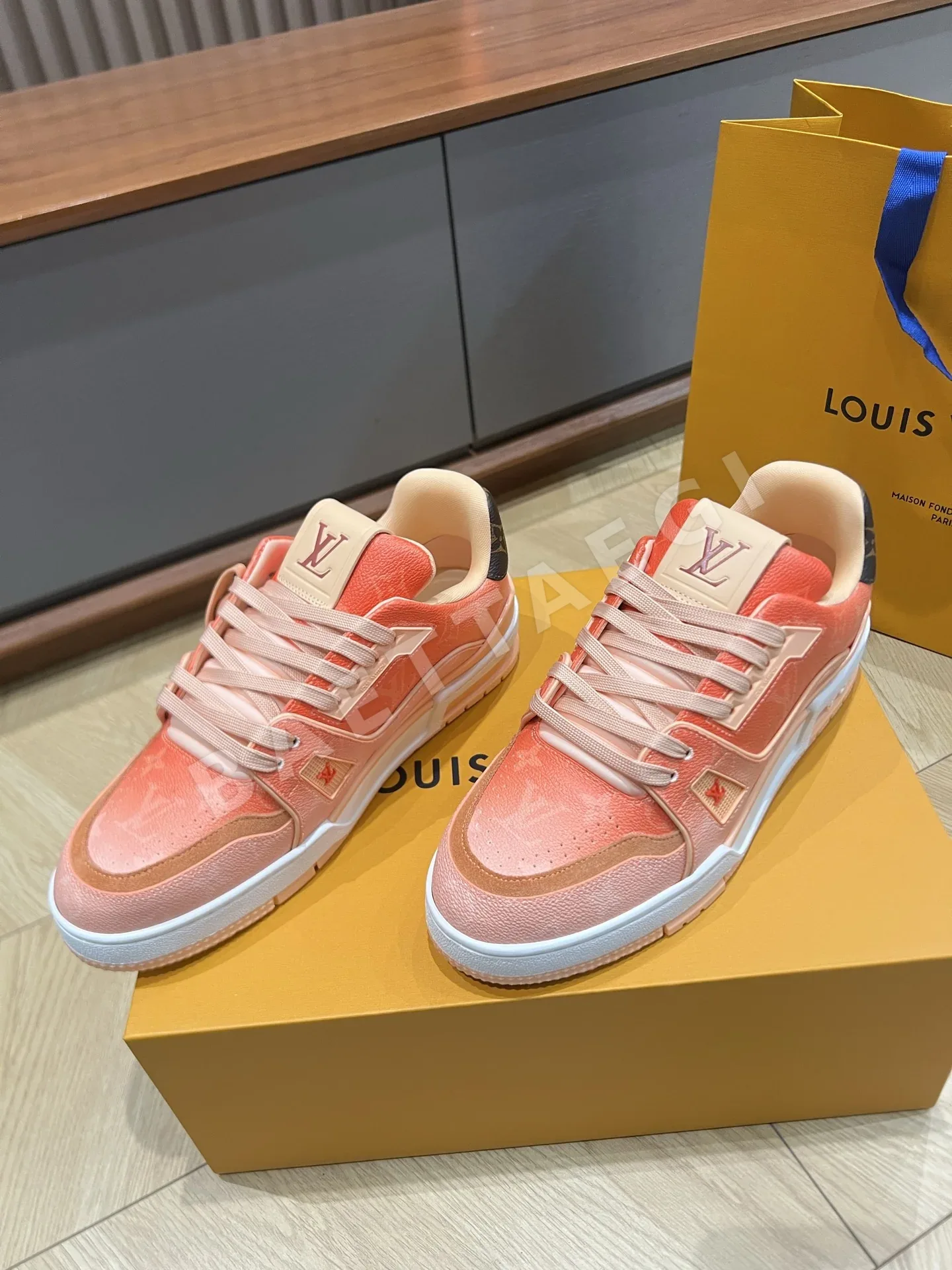 루이비통 LV 26 트레이너 신발 상세 이미지 6