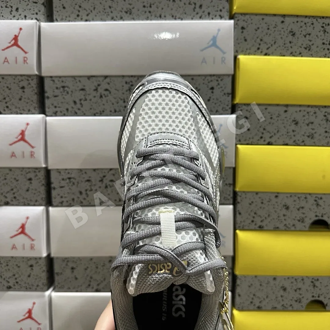 아식스 [WZ] 젤 큐뮬러스 16 1203A733-101 200407 Asics Gel-Cumulus 16 Cream Clay Grey 상세 이미지 5