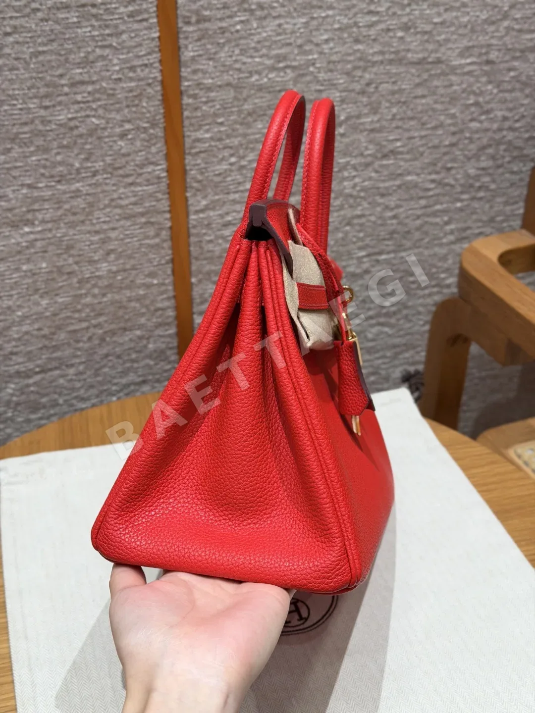 에르메스 버킨 25 레드 토고 가죽 가방 상세 이미지 4