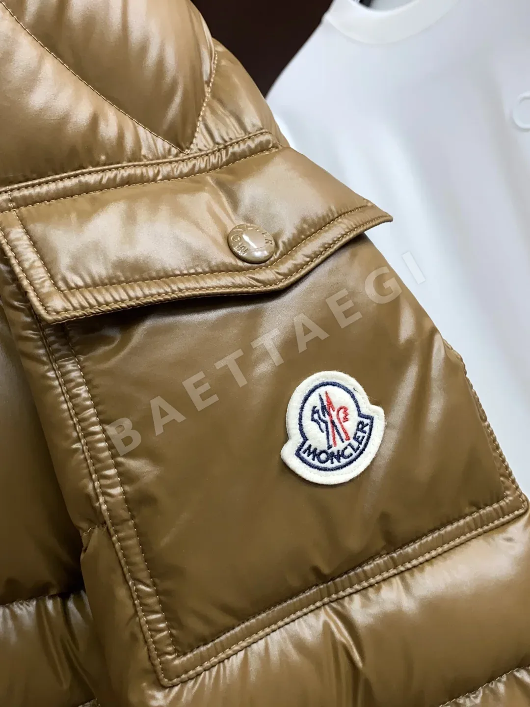 몽클레르 마야(Moncler Maya) 후드 쇼트 다운 자켓 상세 이미지 5