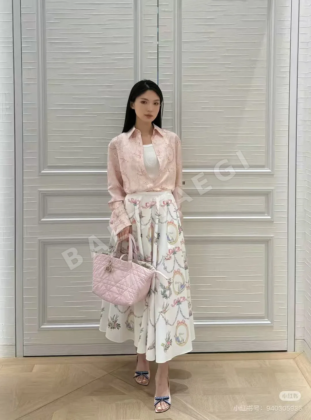 디올 플라워 프린트 여성 가디건 상세 이미지 6