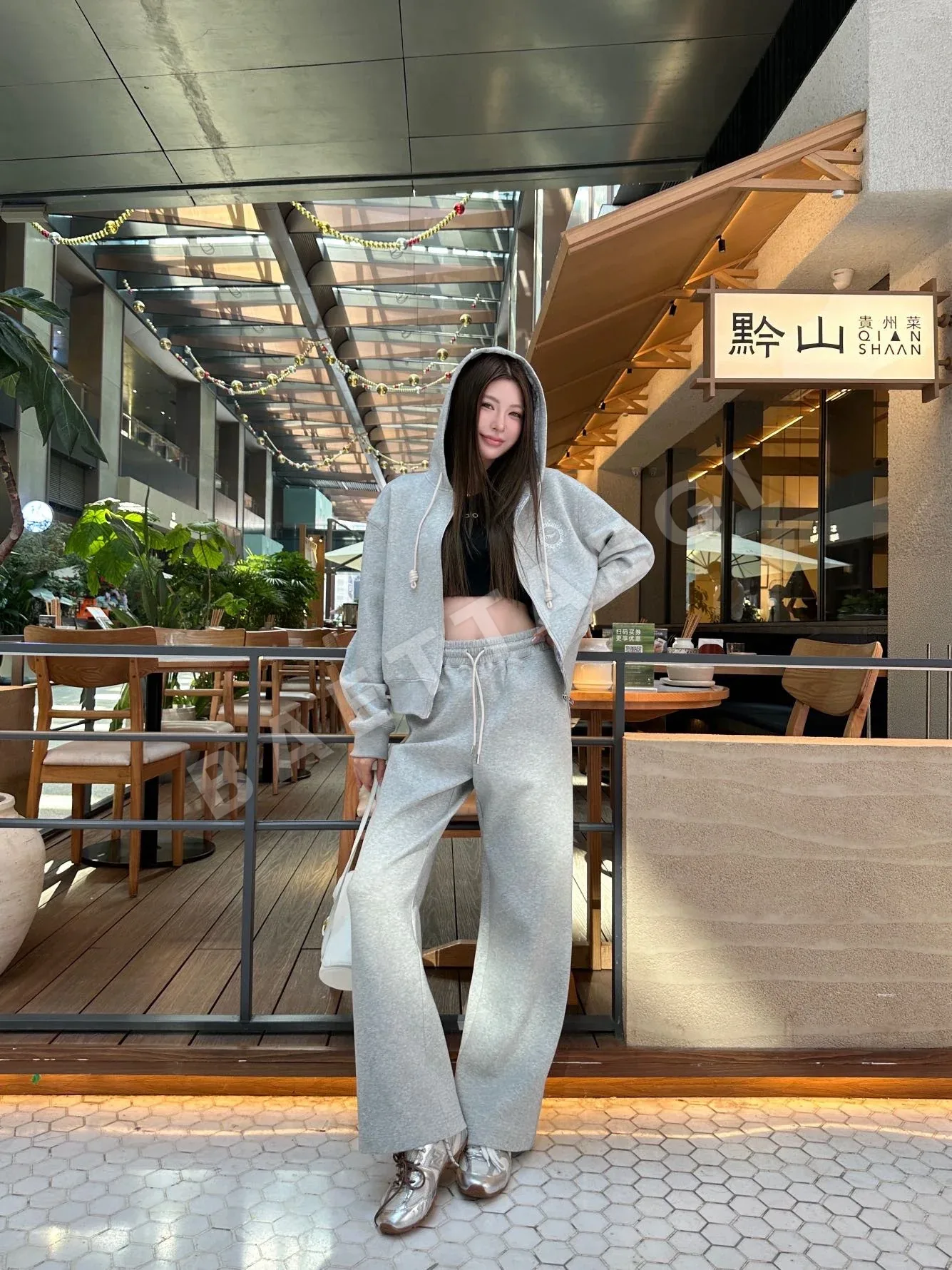 디올 여성 트레이닝 세트 202739