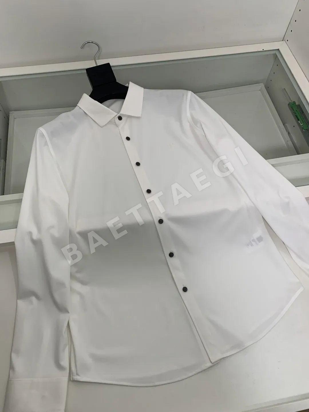 톰포드 라펠 마르세라 가공 남성 긴팔 셔츠 상세 이미지 3