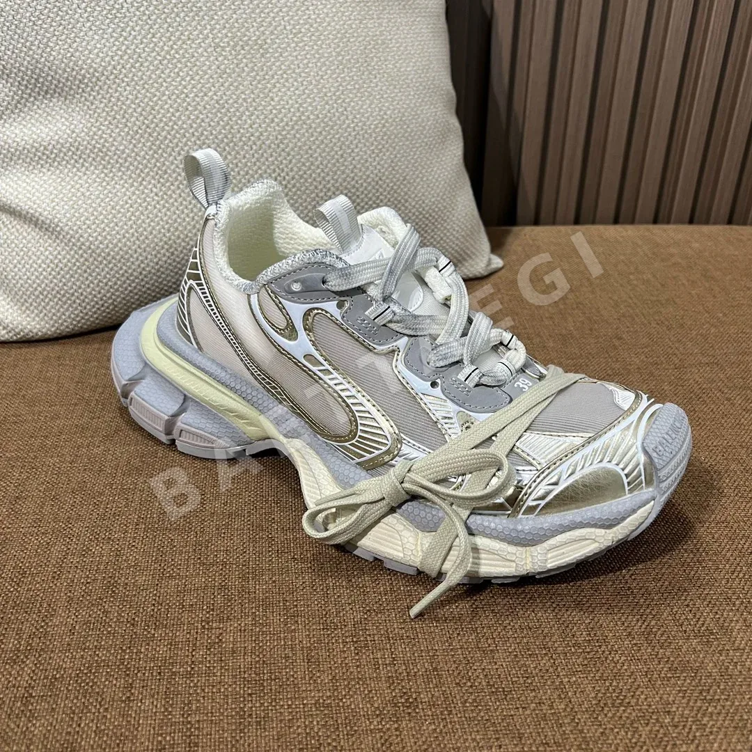 발렌시아가 3XL 스니커즈 메시 로고 장식 상세 이미지 6
